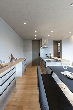 株式会社 芹工務店の施工事例「56坪の敷地に建つ 26坪の平屋住宅」の画像3