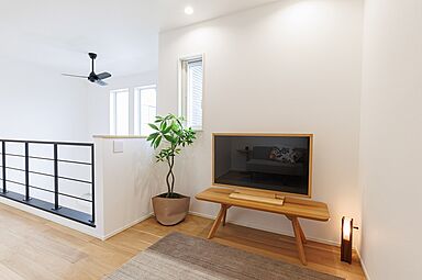 株式会社 芹工務店の施工事例「吹き抜けとヌックのある住まい」の画像7