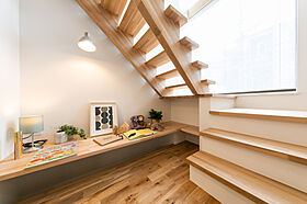 株式会社リブランドの施工事例「家事動線と木の美しさを兼ね備えた 子どもが伸びる家」の画像3