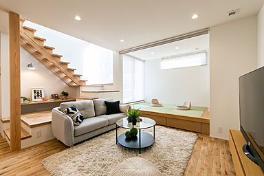 株式会社リブランドの施工事例「家事動線と木の美しさを兼ね備えた 子どもが伸びる家」の画像4