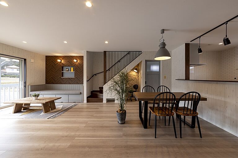 ハヤカワホームの公式画像_リビング3