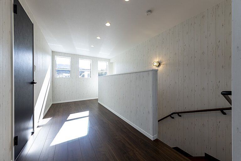 ハヤカワホームの公式画像_階段5