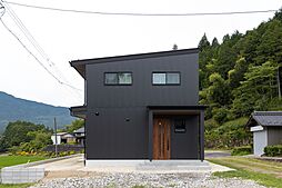 ハヤカワホームの施工事例「【32坪×2階建】間接照明が映えるスタイリッシュなお家」の画像