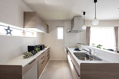 ハヤカワホームの施工事例「【51坪×2階建】ガレージハウス&遊び心溢れるスキップフロア」の画像4