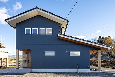 ハヤカワホームの施工事例「【35坪×2階建】笑顔が集うリビングの家」の画像