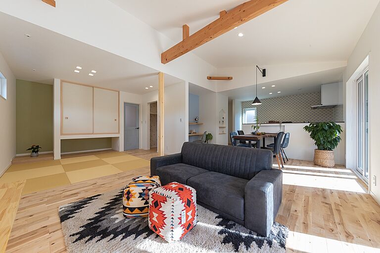 ハヤカワホームの公式画像_リビング3