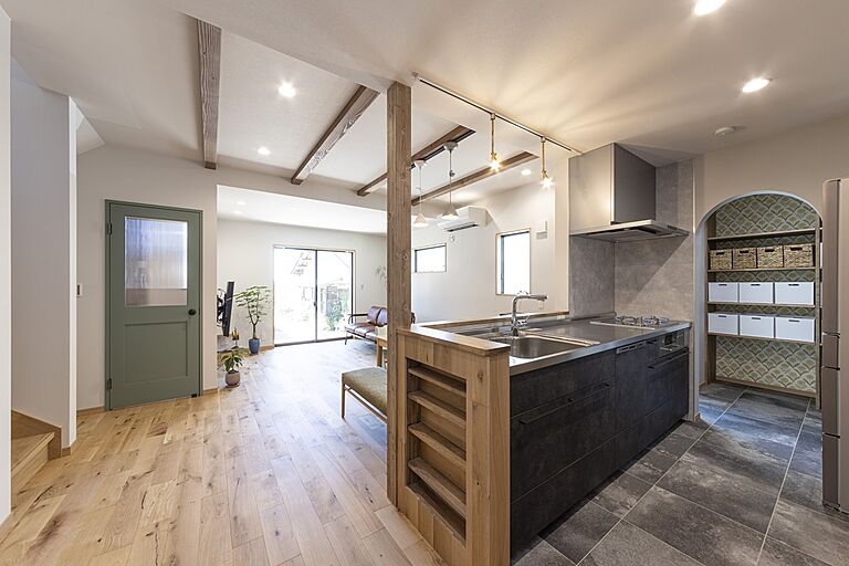 ハヤカワホームの公式画像_リビング5