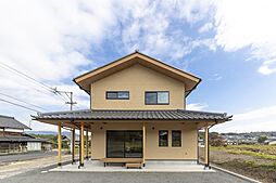 ハヤカワホームの施工事例「【35坪×2階建】深い軒がつくる、心地よい和モダンの家」の画像