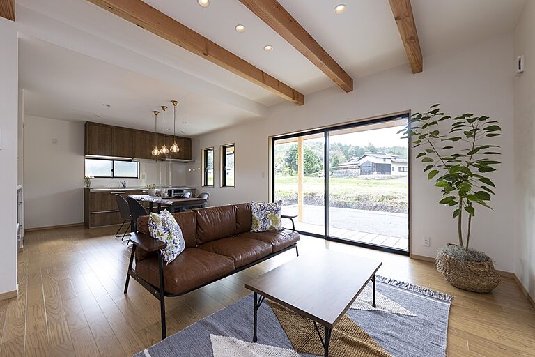 ハヤカワホームの公式画像_リビング4