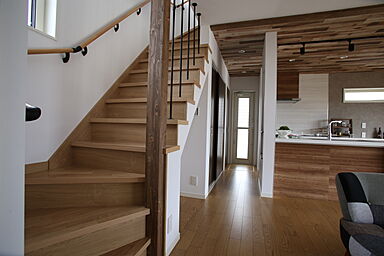 ハヤカワホームの施工事例「【29坪×2階建】収納たっぷり!家族想いのスマートハウス」の画像10