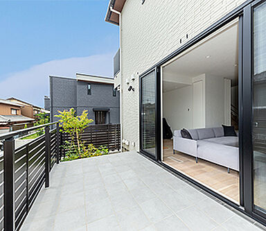 トヨタホームの施工事例「家族とくつろぐ時間を大切にする 居心地のいい北欧デザインの住まい。」の画像2