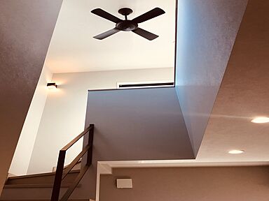 Daiei Home (株)大栄の施工事例「新潟市A様邸ダウンフロア+スキップフロア+収納の多い暖かい住宅」の画像