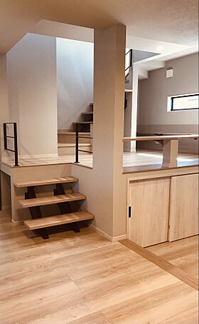 Daiei Home (株)大栄の施工事例「新潟市A様邸ダウンフロア+スキップフロア+収納の多い暖かい住宅」の画像2