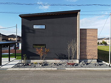 タカノホームの施工事例「「魅せる収納」を楽しむ家」の画像