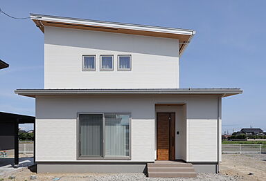 タカノホームの施工事例「家事が楽になる工夫がたくさん詰まったモノトーンインテリアの家」の画像