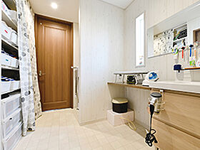 クレバリーホーム湘南店の施工事例「A様邸 たくさんふれあって、たくさん遊べる 2つのリビングがある住まい」の画像2