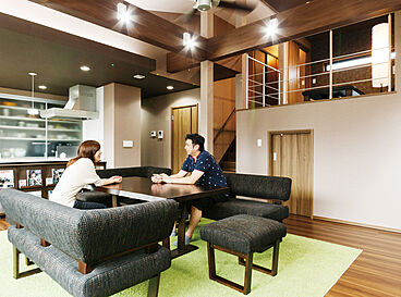 クレバリーホーム湘南店の施工事例「A様邸 大人の住処を感じさせる、インナーガレージのある2階リビングの家」の画像