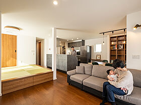 イデキョウホーム株式会社の施工事例「全館空調システムと回遊動線で快適・省エネ・時短を実現!」の画像1