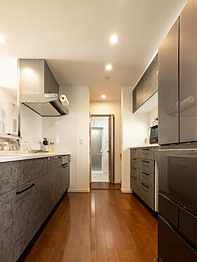 イデキョウホーム株式会社の施工事例「全館空調システムと回遊動線で快適・省エネ・時短を実現!」の画像3