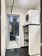 木の家スタイルの洗面所 イデキョウホーム株式会社の事例画像