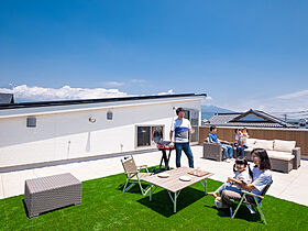 イデキョウホーム株式会社の施工事例「屋上庭園+全館空調で健やかな二世帯エコライフを実現」の画像1