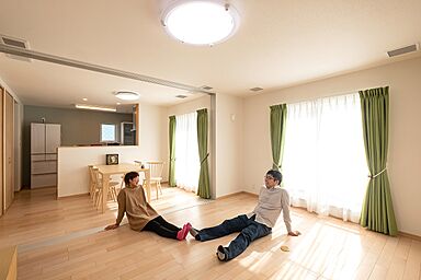 イデキョウホーム株式会社の施工事例「高性能で快適、自由度の高い家が家族全員の要望に一致」の画像