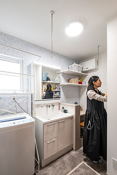 イデキョウホーム株式会社の施工事例「家族がのびのび暮らせる、無垢の床と光あふれるリビングの家」の画像4