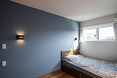 イデキョウホーム株式会社の施工事例「家族がのびのび暮らせる、無垢の床と光あふれるリビングの家」の画像5