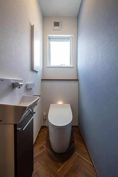 イデキョウホーム株式会社の施工事例「家族がのびのび暮らせる、無垢の床と光あふれるリビングの家」の画像7