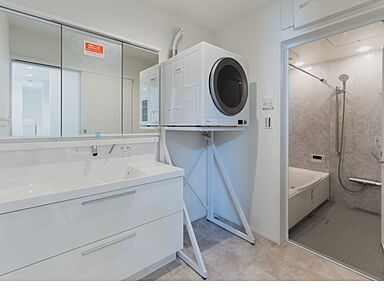 JOIN US HOME (ジョイナスホーム)の施工事例「【津島市/平屋/白基調/シンプルモダン】ワンフロアで繋がる平屋住宅」の画像3