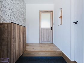 JOIN US HOME (ジョイナスホーム)の施工事例「【大治町/ガレージ/書斎/趣味空間】ガレージと書斎のあるモダンな家」の画像8