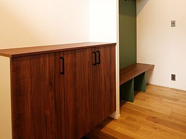 JOIN US HOME (ジョイナスホーム)の施工事例「【多治見市/屋上/吹き抜け鉄骨階段/開放感】屋上と植物とダンスと暮らす家」の画像10