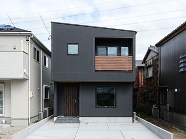 JOIN US HOME (ジョイナスホーム)の施工事例「【愛西市/省エネスマートハウス/モダン】敷地31坪で叶える、省エネスマートハウス」の画像