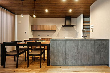 JOIN US HOME (ジョイナスホーム)の施工事例「【蟹江町/こだわりキッチン/家事動線】大人モダンナチュラルハウス」の画像3