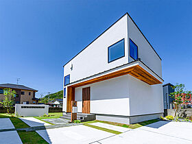 REGALO建築設計の施工事例「【高気密高断熱/全館空調】住まいを楽しむ家」のメイン画像