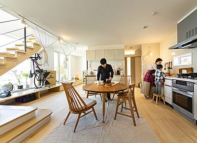 シンプルモダンスタイルのリビング 大東住宅株式会社の事例画像