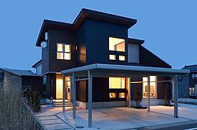 家'Sハセガワ株式会社の施工事例「粋 ~SUI~【上越市・坪庭・回遊家事動線・吹抜け・和モダン・オシャレ】」の画像1