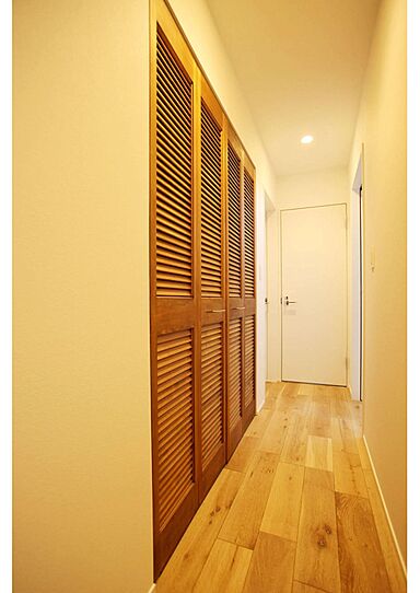 高垣工務店の施工事例「【白浜町】グラフテクトキッチンと憧れの空間をじっくり考えたおうち」の画像3