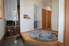 徳栄建設株式会社の施工事例「ワンちゃん達ものびのび遊べる、開放感にあふれる家」の画像5