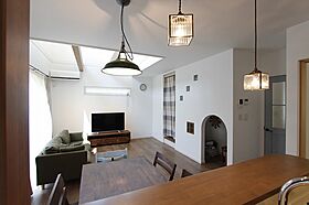 徳栄建設株式会社の施工事例「カフェ気分の家」の画像2