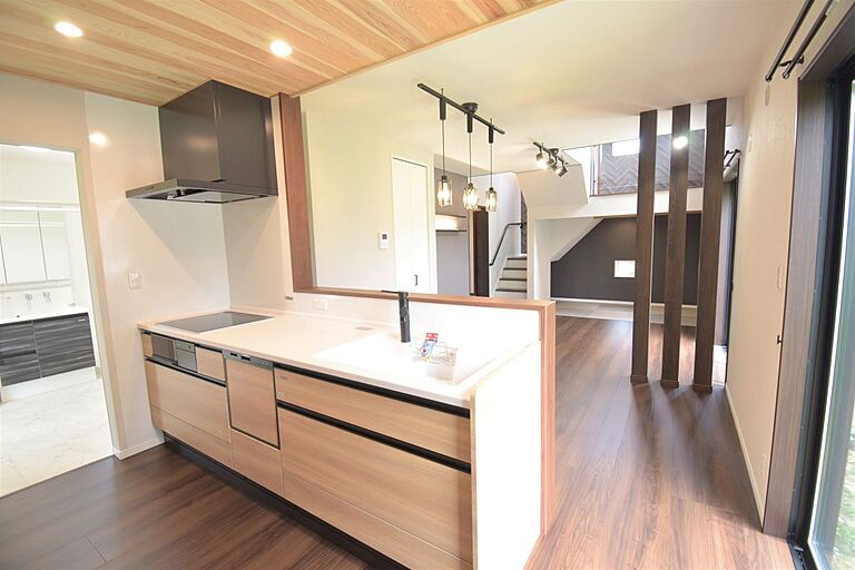 たいようホーム株式会社の公式画像_キッチン3