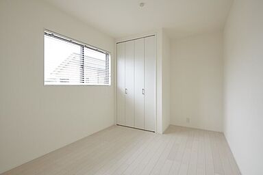 マコトホーム株式会社の施工事例「家族の笑顔溢れる、明るく開放的な住まい」の画像9