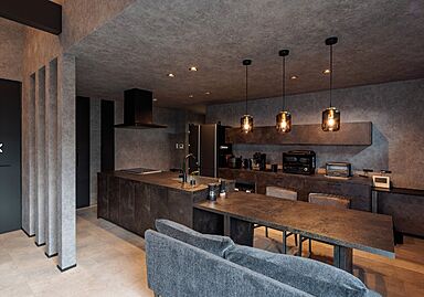 マコトホーム株式会社の施工事例「こだわりの外壁材が目を引く平屋の住まい」の画像6