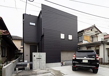 マコトホーム株式会社の施工事例「デザイナーズカフェを連想させるハイセンス住宅。」の画像