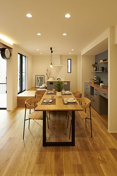 マコトホーム株式会社の施工事例「居心地を考えた、人が集まるデザイン住宅」の画像4