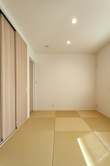 マコトホーム株式会社の施工事例「和室のあるゆとりの4LDK。収納も充実した快適な暮らし」の画像6