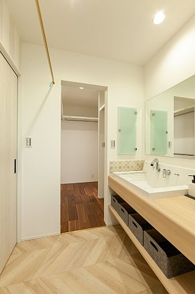 マコトホーム株式会社の施工事例「吹抜けのあるリビングがここちよい家」の画像10