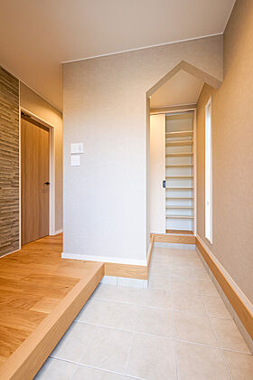 ALL・IN株式会社の施工事例「落ち着いた大人な雰囲気の家」の画像6