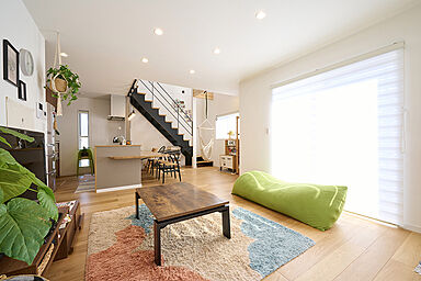 ALL・IN株式会社の施工事例「吹き抜けとハンモックの明るい家」の画像4