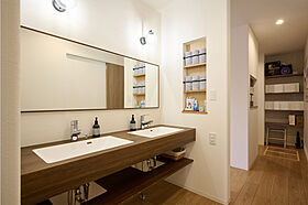 ALL・IN株式会社の施工事例「家事効率の良い3つの動線がある家」の画像7